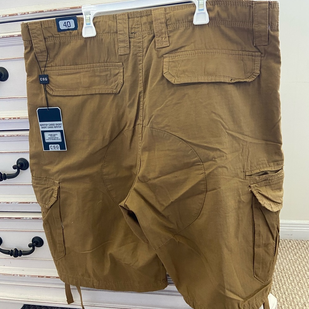 Men’s CSG cargo shorts size 40 BNWT